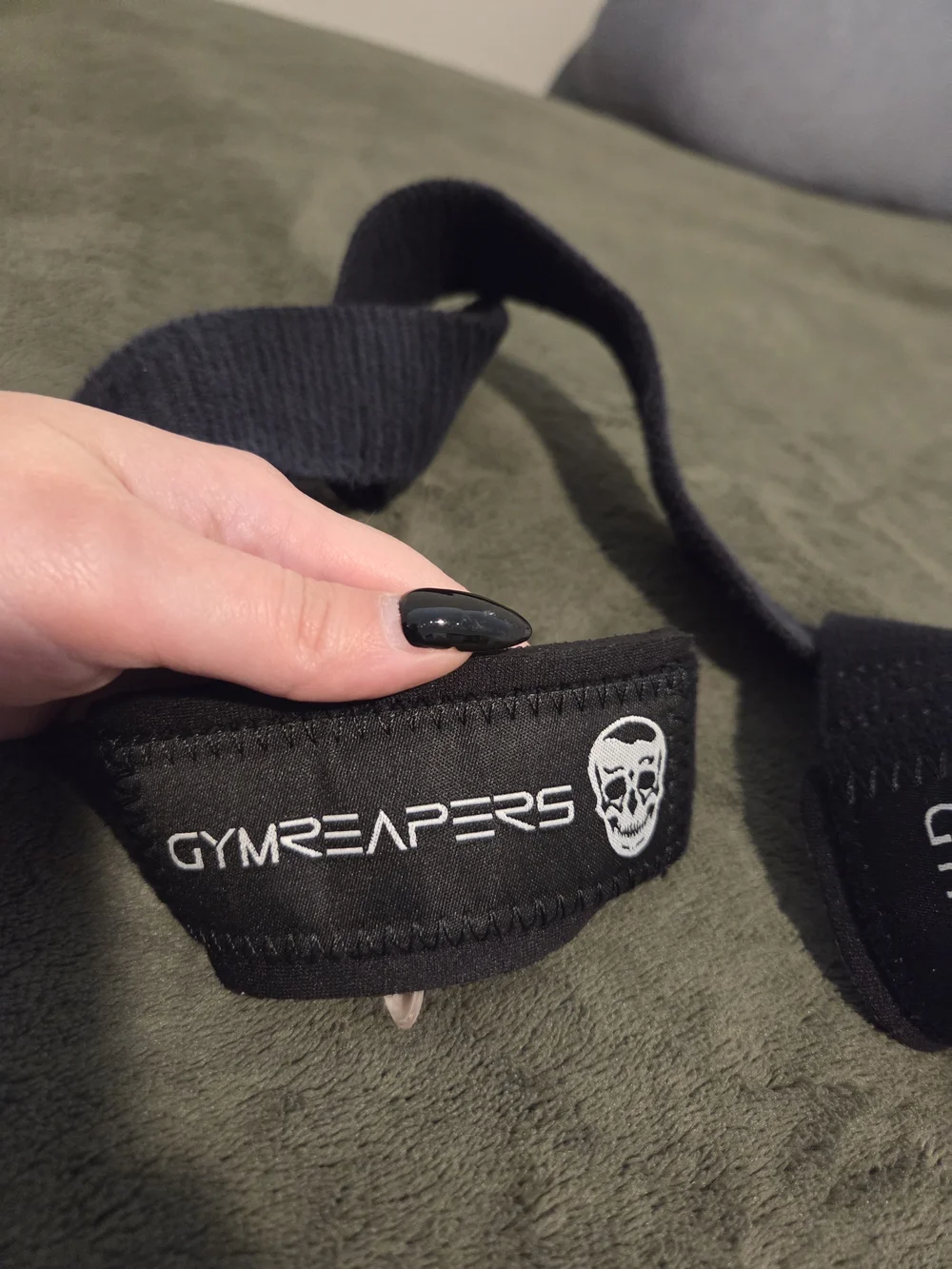 Gymreapers Black Lifting Straps with Skull Logo - Picture 1 of 3